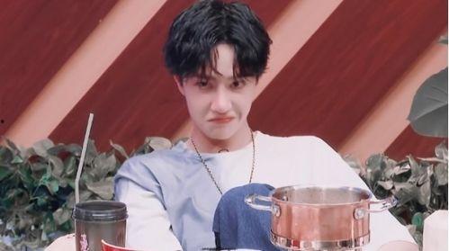 王一博爆料吃瓜,揭秘娱乐圈那些不为人知的“瓜”